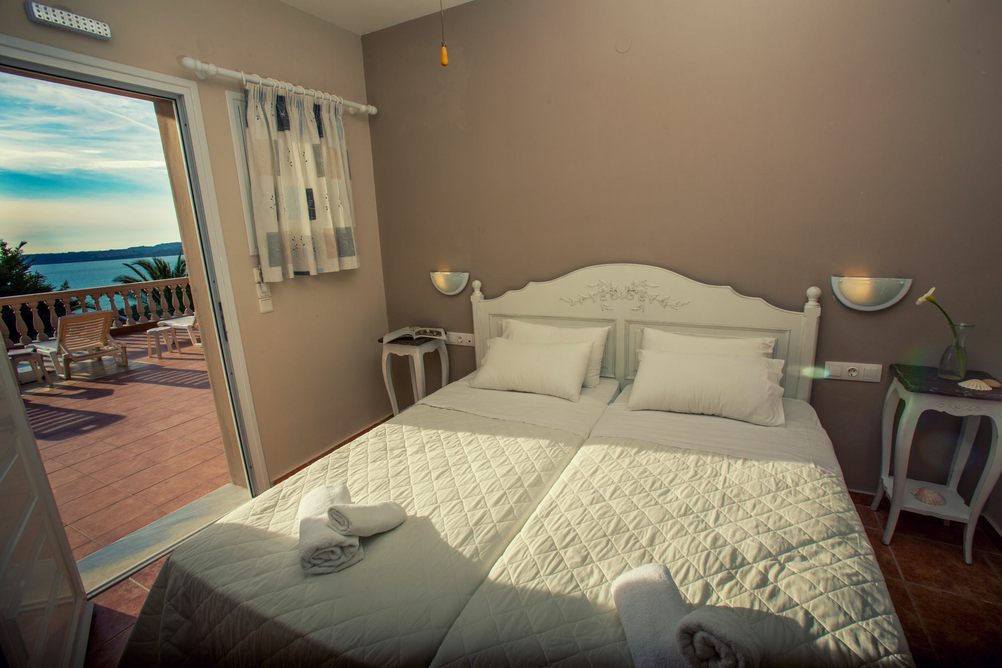 Sunshine Resort ลาสซี ภายนอก รูปภาพ