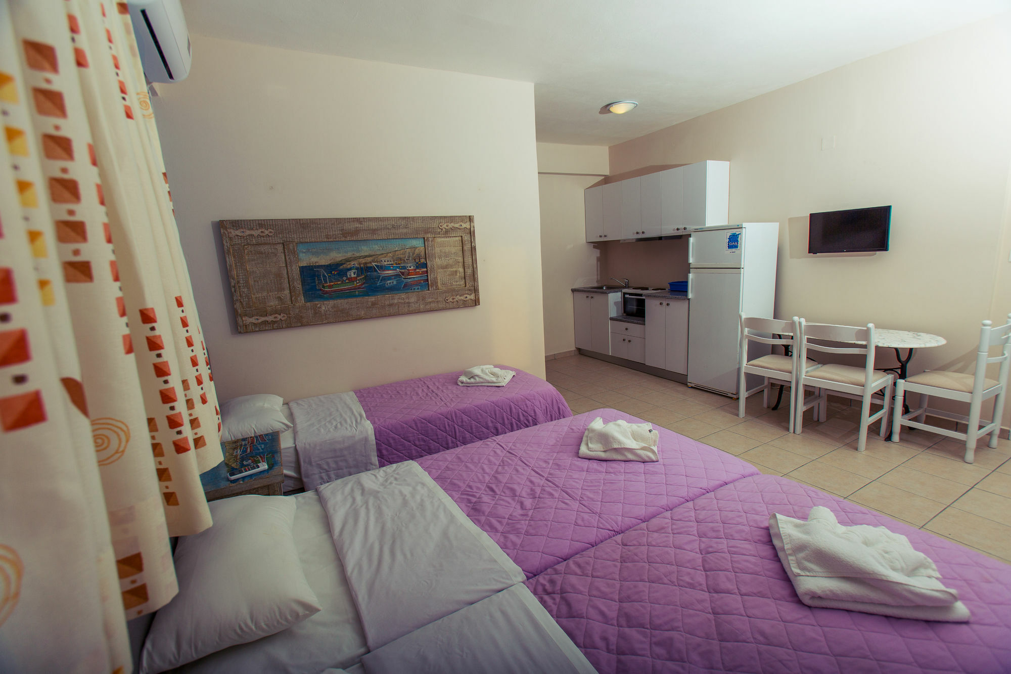 Sunshine Resort ลาสซี ภายนอก รูปภาพ